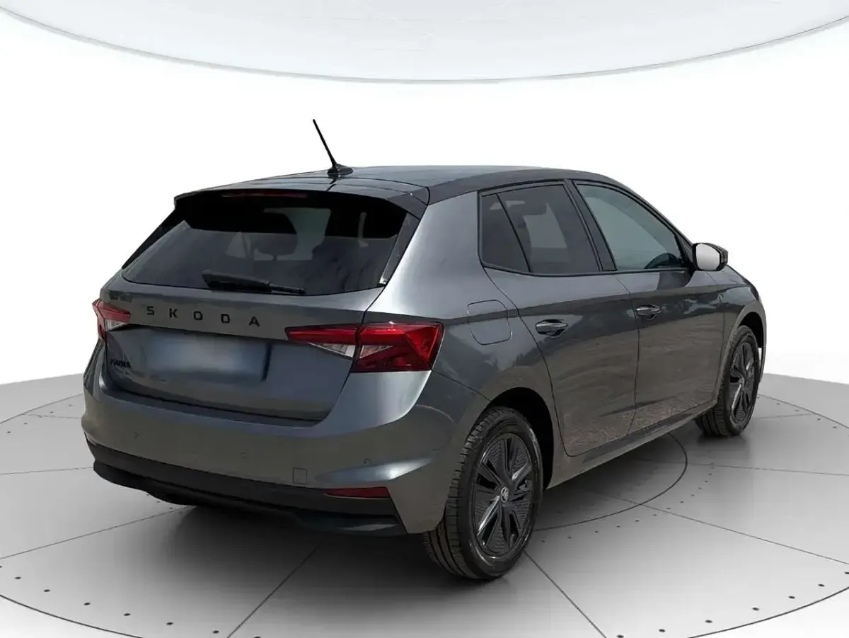 Usata Skoda Fabia 80 CV (58 kW) 2025 Grigio grafite Utilitaria