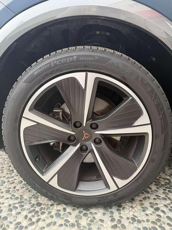 Usata Cupra Formentor 150 CV (110 kW) 2023 Blu/azzurro SUV
