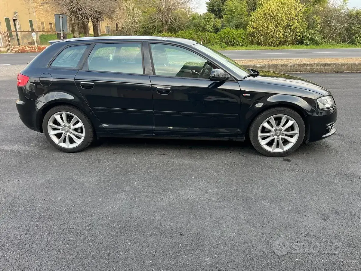 Usata Audi A3 Ambition 140 CV (102 kW) 2011 Nero Utilitaria