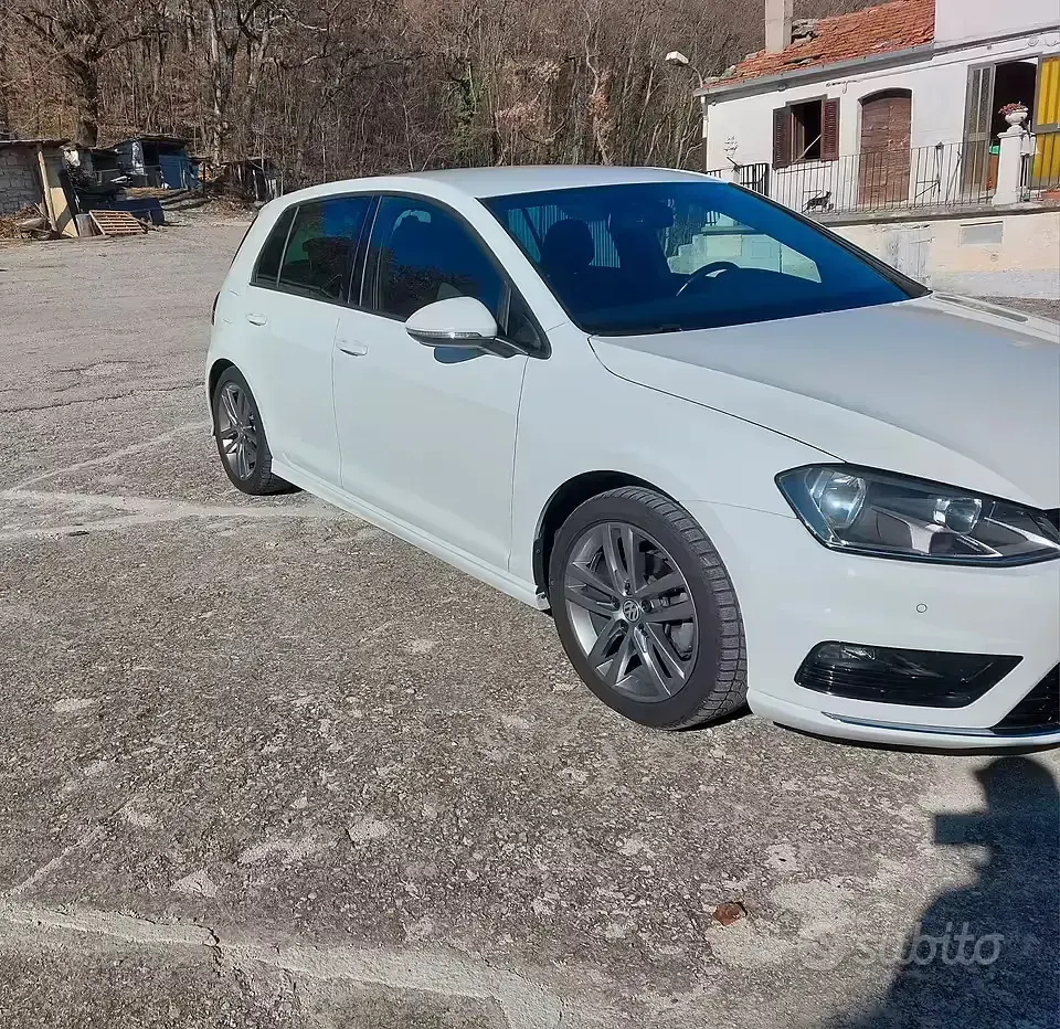 Usata VW Golf VII R-line 150 CV (110 kW) 2016 Berlina
