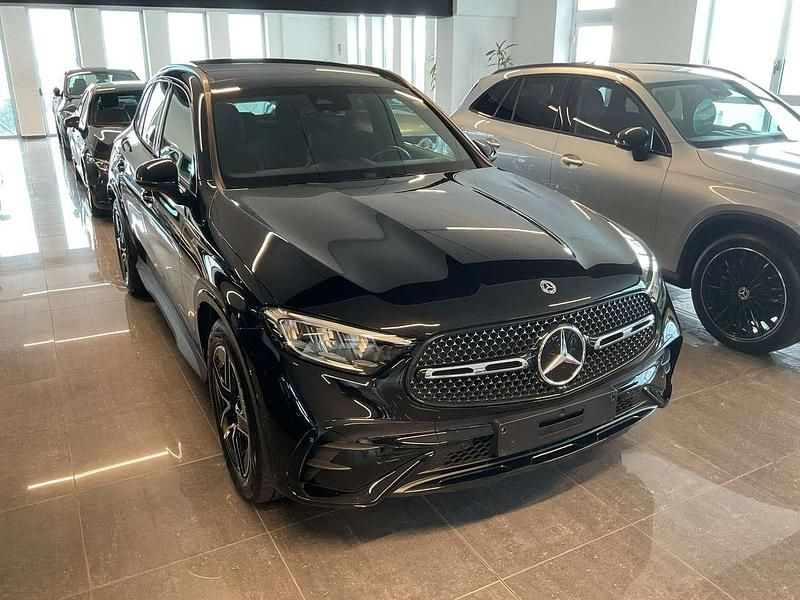 Usata Mercedes GLC220 AMG Line Premium Plus 197 CV (144 kW) 2024 Nero SUV