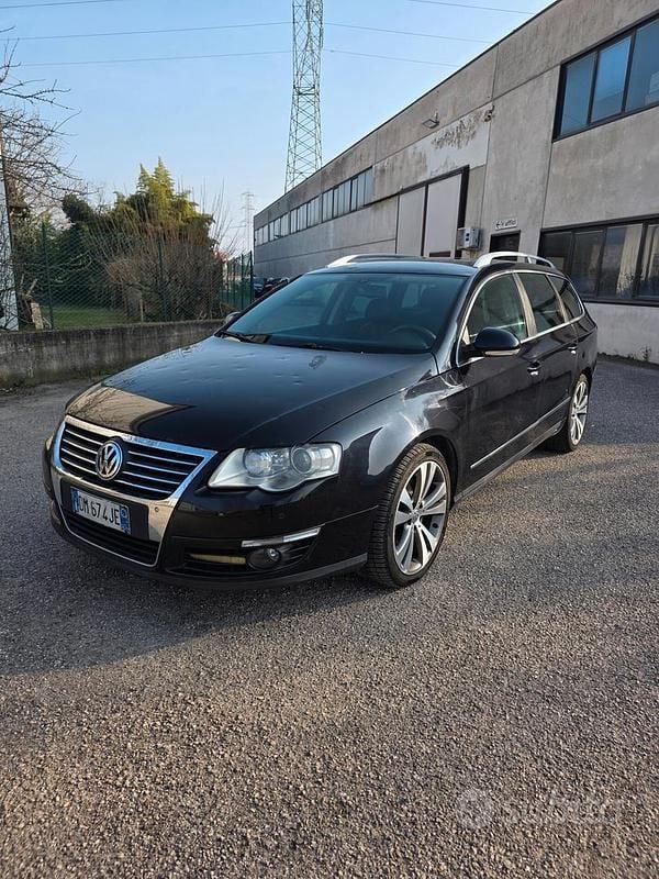 Usata VW Passat Comfortline 140 CV (102 kW) 2008 Nero Berlina