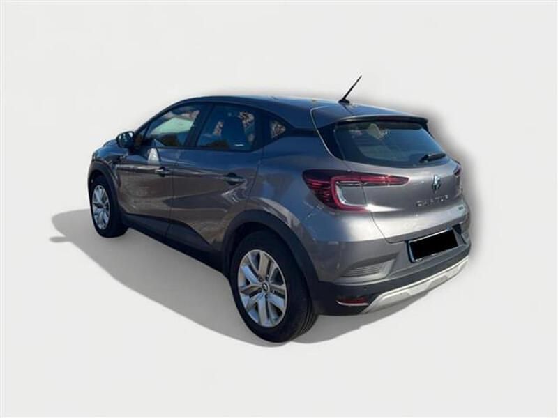 Usata Renault Captur Equilibre 145 CV (106 kW) 2024 Grigio scuro SUV