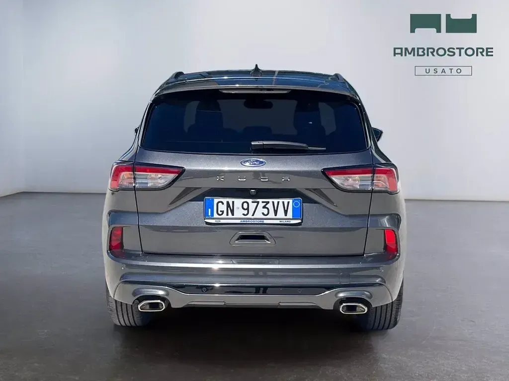 Usata Ford Kuga ST-Line 150 CV (110 kW) 2023 Magnetic grey SUV