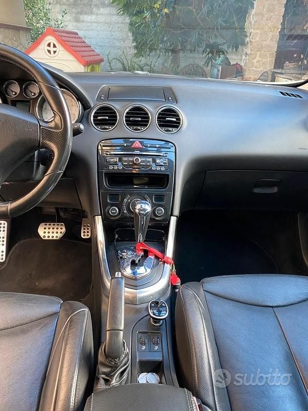 Usata Peugeot 308 CC 140 CV (102 kW) 2011 Bianco Cabrio