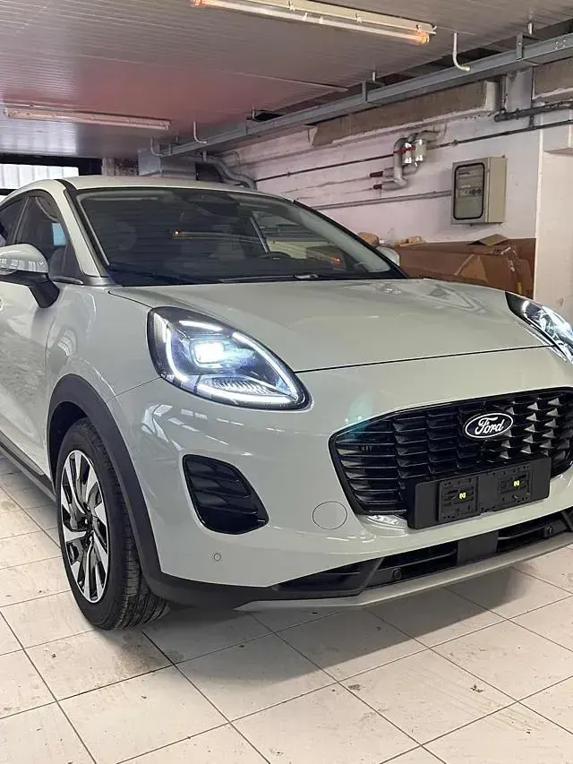 Usata Ford Puma Titanium 125 CV (91 kW) 2024 Grigio SUV