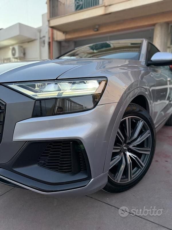 Grigio Usata 2019 Audi Q8 Sport SUV | 49.900 € (Super prezzo) - Immagine 1/4