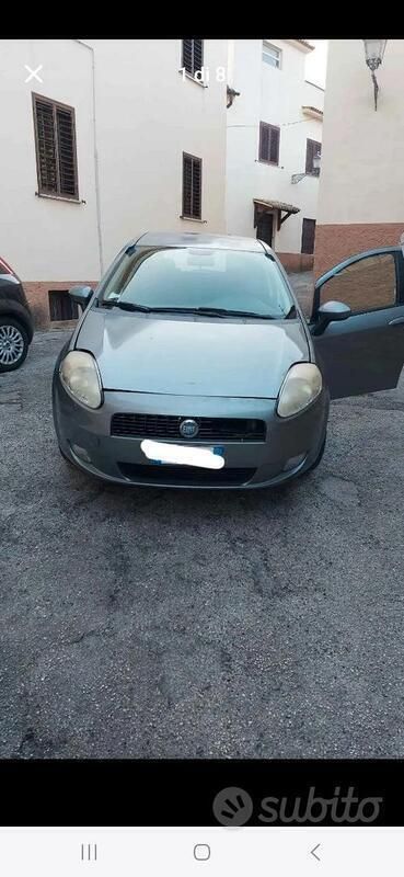 Usata Fiat Grande Punto 75 CV (55 kW) 2006 Utilitaria