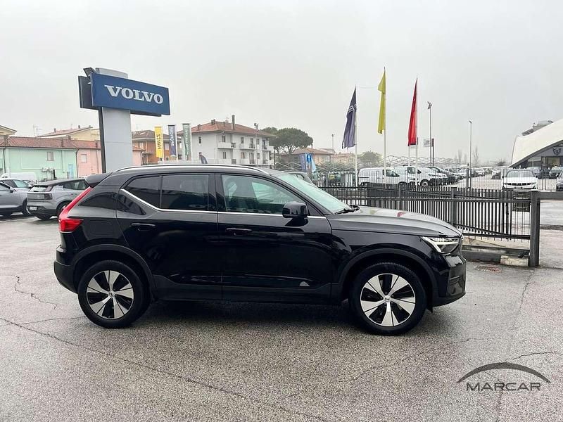 Usata Volvo XC40 Core 211 CV (155 kW) 2023 Nero SUV