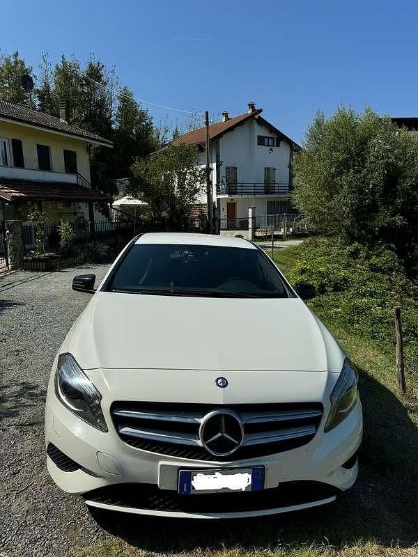 Usata Mercedes A180 Executive 109 CV (80 kW) 2014 Berlina
