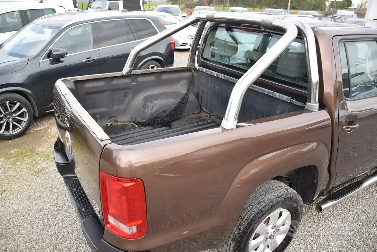 Usata VW Amarok 122 CV (89 kW) 2011 Marrone Pick-up