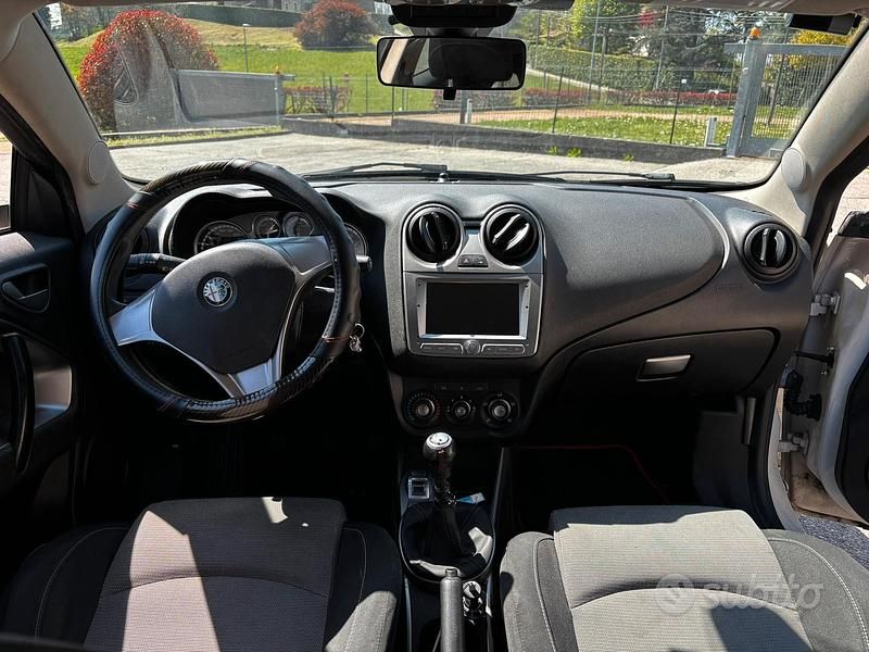 Usata Alfa Romeo MiTo 79 CV (58 kW) 2011 Utilitaria