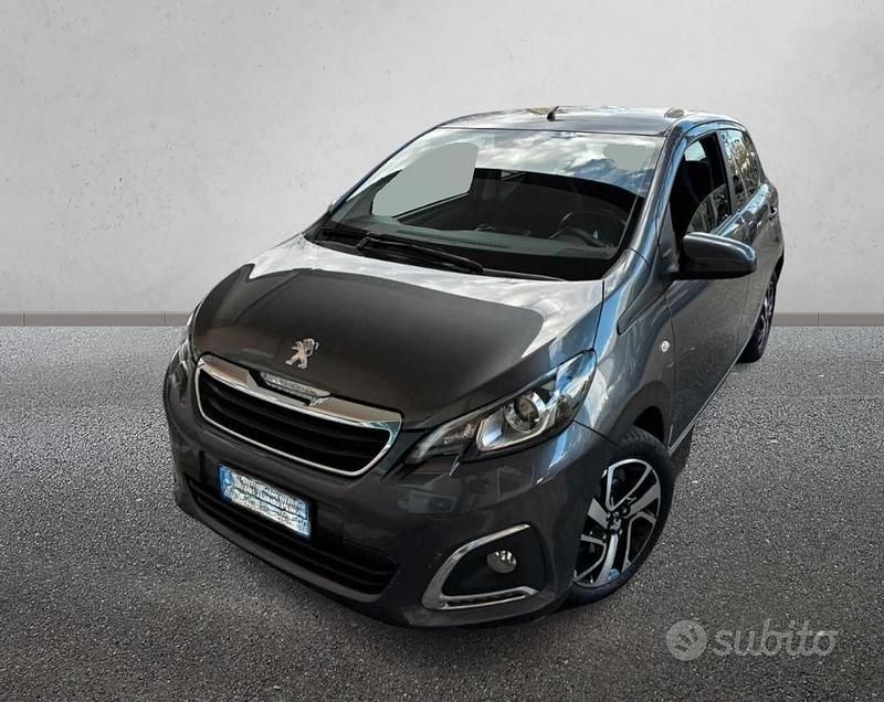 Usata Peugeot 108 Allure 72 CV (52 kW) 2021 Grigio Berlina