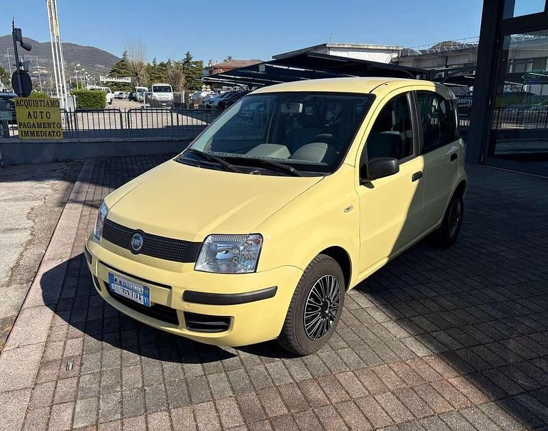 Usata Fiat Panda 54 CV (39 kW) 2004 Giallo Utilitaria
