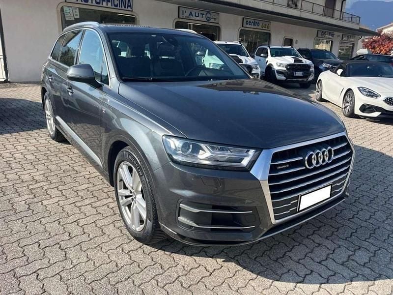 Usata Audi Q7 S-line plus 272 CV (200 kW) 2018 Grigio SUV