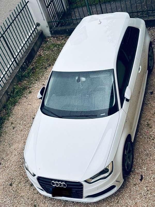 Usata Audi A3 Attraction 110 CV (80 kW) 2015 Berlina