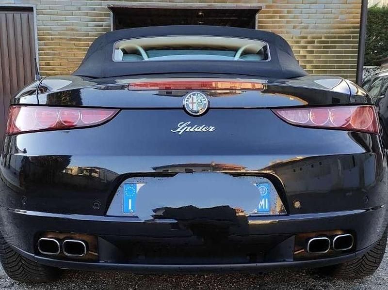Usata Alfa Romeo Spider Exclusive 200 CV (147 kW) 2007 Nero Cabrio
