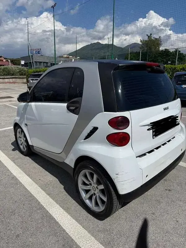 Usata Smart ForTwo Coupé 61 CV (44 kW) 2012 Bianco Coupé