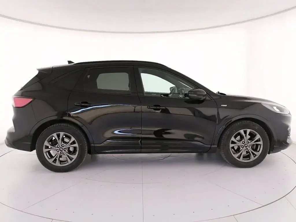 Usata Ford Kuga ST-Line 120 CV (88 kW) 2022 Nero SUV