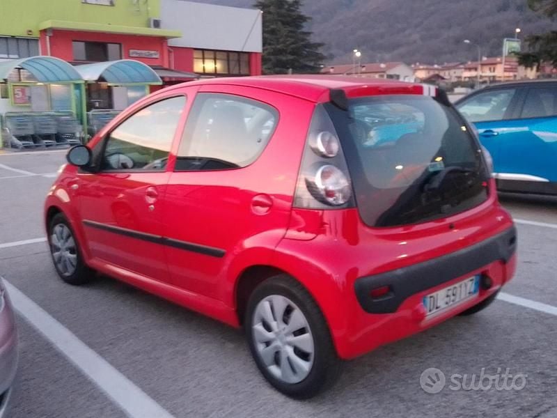 Usata Citroën C1 68 CV (50 kW) 2007 Rosso Utilitaria