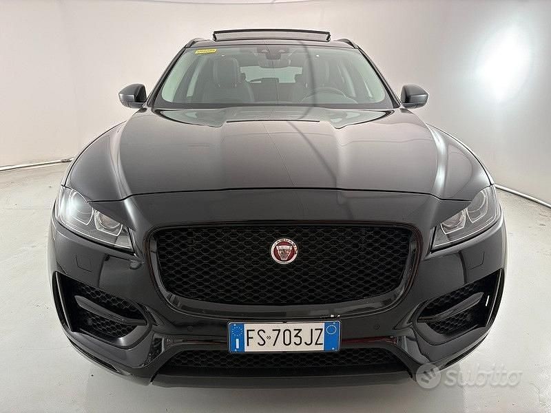 Usata Jaguar F-Pace R-Sport 180 CV (132 kW) 2018 Nero SUV