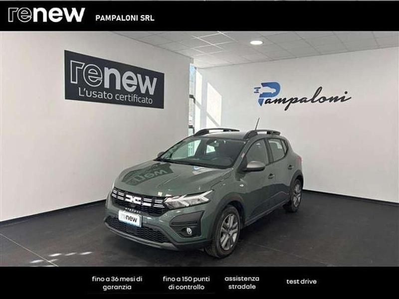 Usata Dacia Sandero Expression 101 CV (74 kW) 2023 Verde scuro