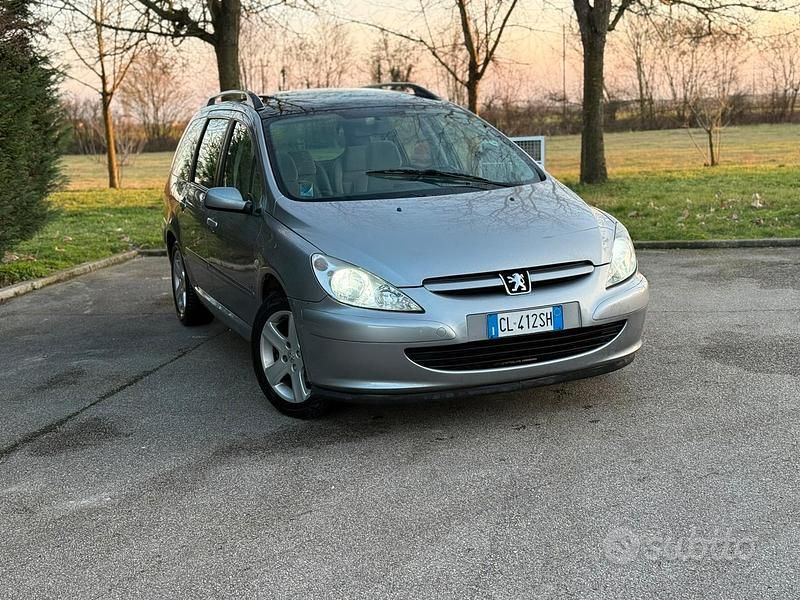 Usata Peugeot 307 107 CV (78 kW) 2005 Grigio Station wagon