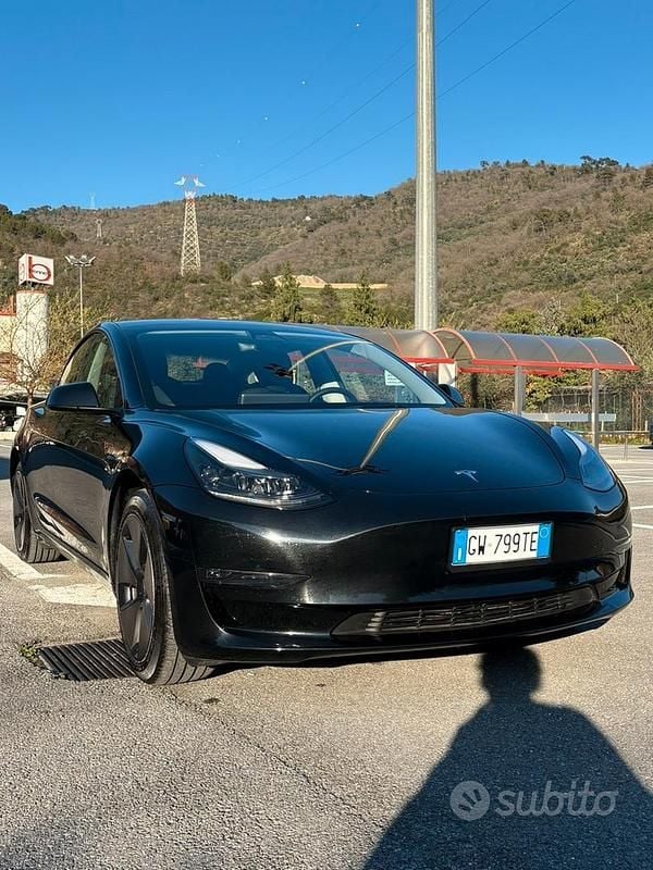 Usata Tesla Model 3 Long Range RWD 366 kW (498 CV) 2023 Berlina