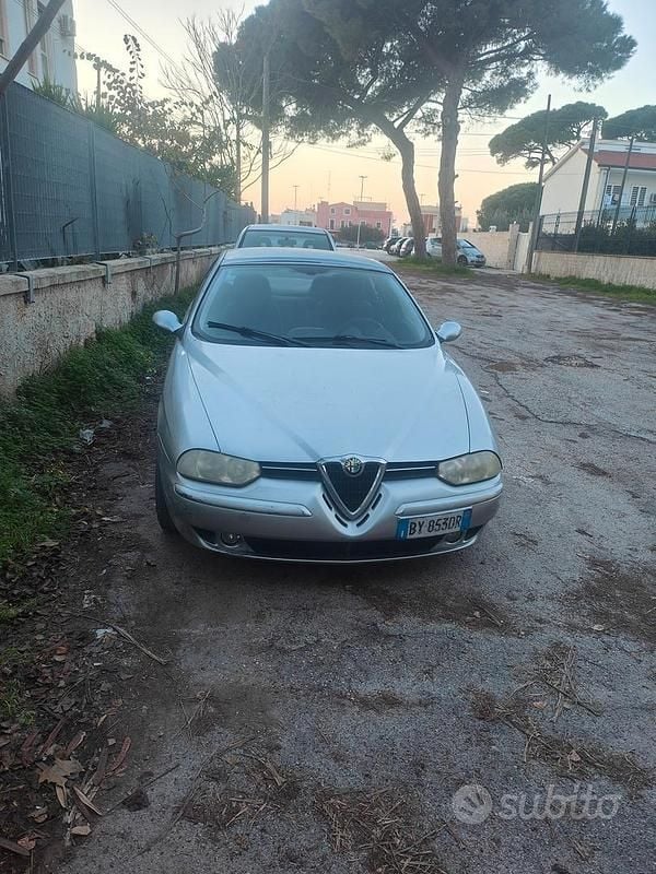 Usata Alfa Romeo 156 150 CV (110 kW) 2002 Grigio Berlina