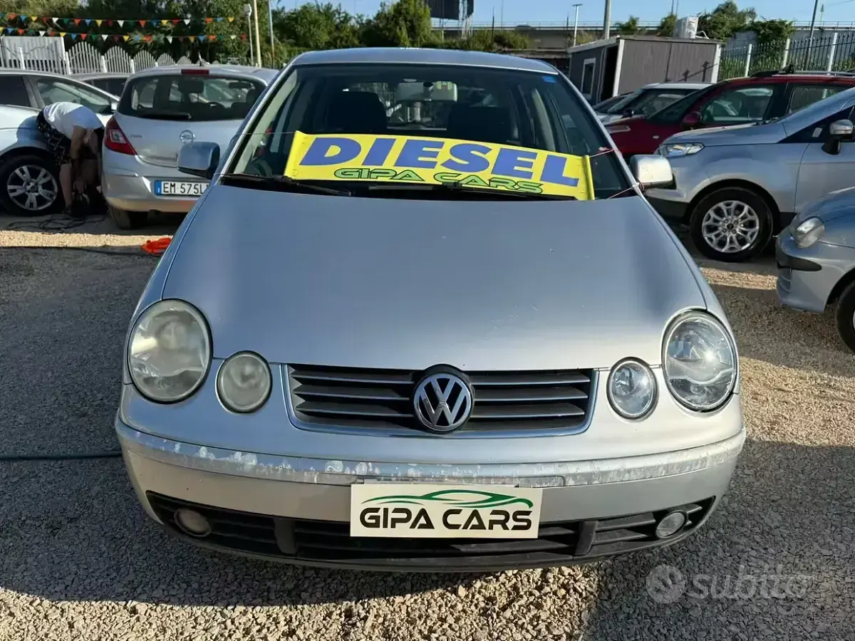 Usata VW Polo Highline 101 CV (74 kW) 2004 Berlina
