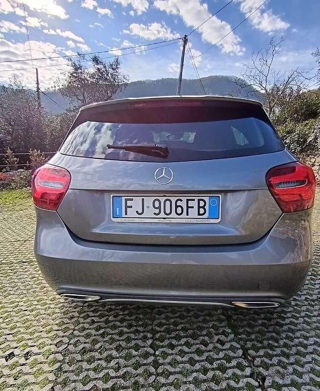 Usata Mercedes A200 136 CV (100 kW) 2017 Berlina