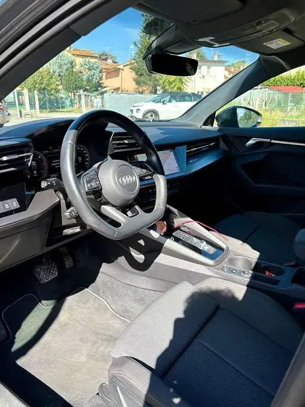 Usata Audi A3 S-Line 116 CV (85 kW) 2023 Grigio Berlina