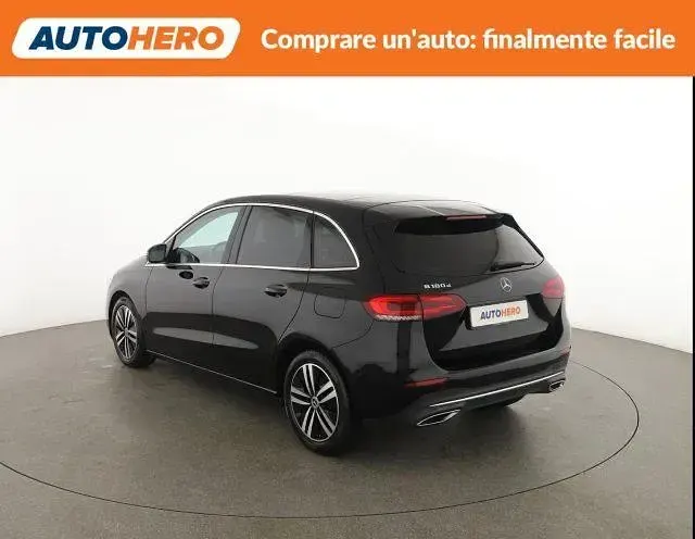 Occasion Mercedes B180 116 PK (85 kW) 2021 Zwart MPV