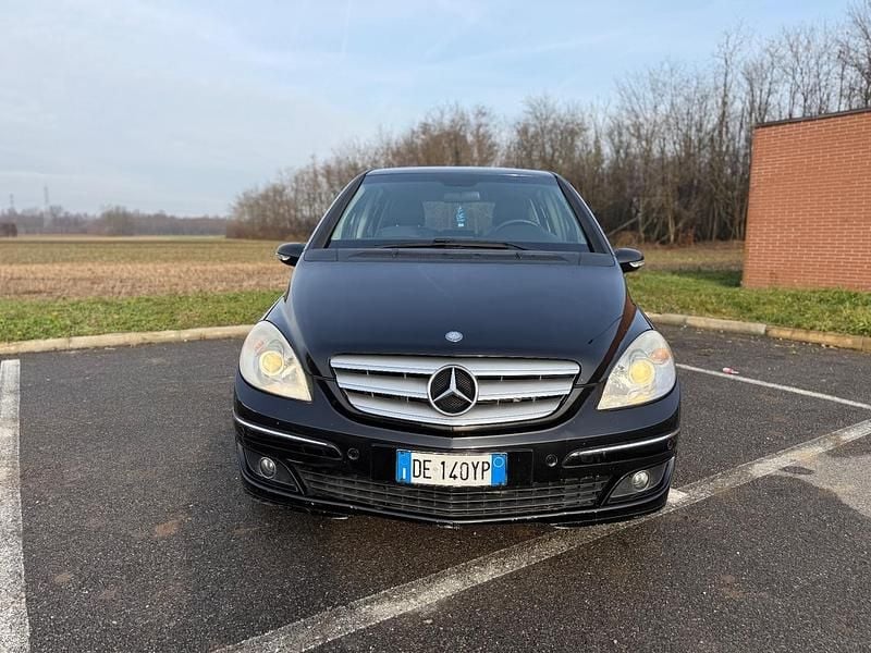 Usata Renault Mégane Dynamique 140 CV (102 kW) 2007 Nero Coupé