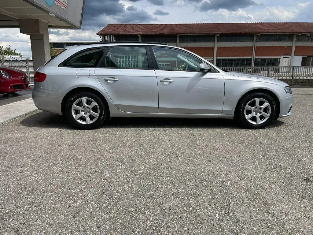 Usata Audi A4 Ambiente 143 CV (105 kW) 2011 Grigio Station wagon
