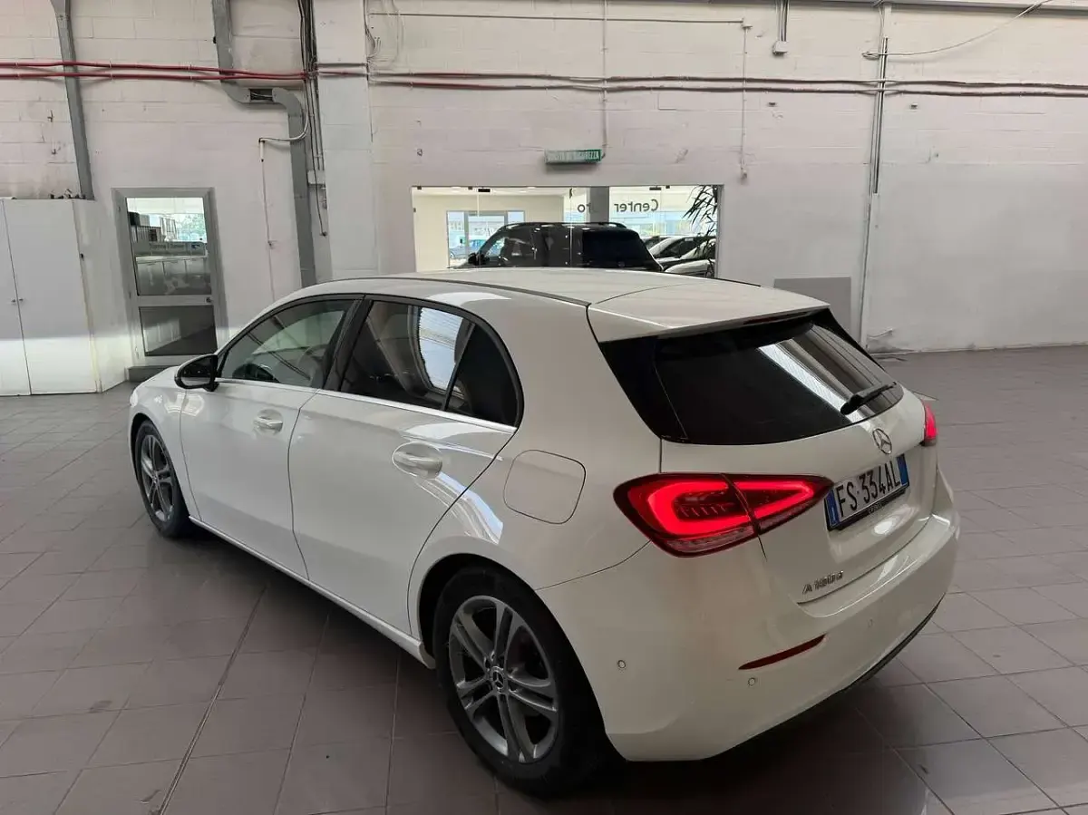 Usata Mercedes A180 116 CV (85 kW) 2019 Other Berlina