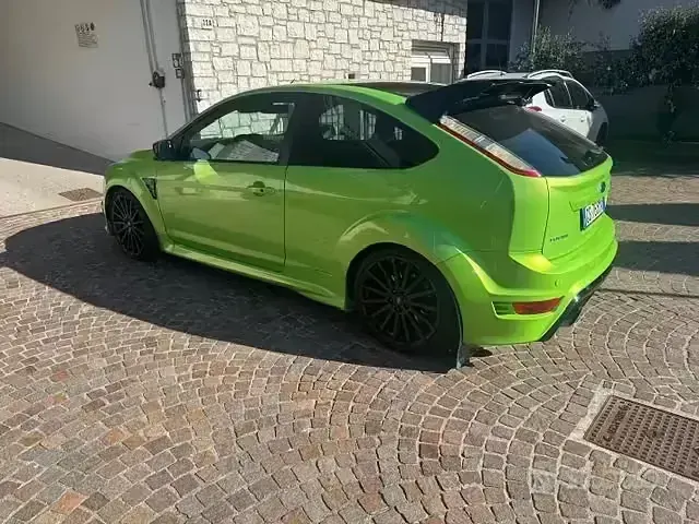 Usata Ford Focus RS 305 CV (224 kW) 2009 Verde Berlina