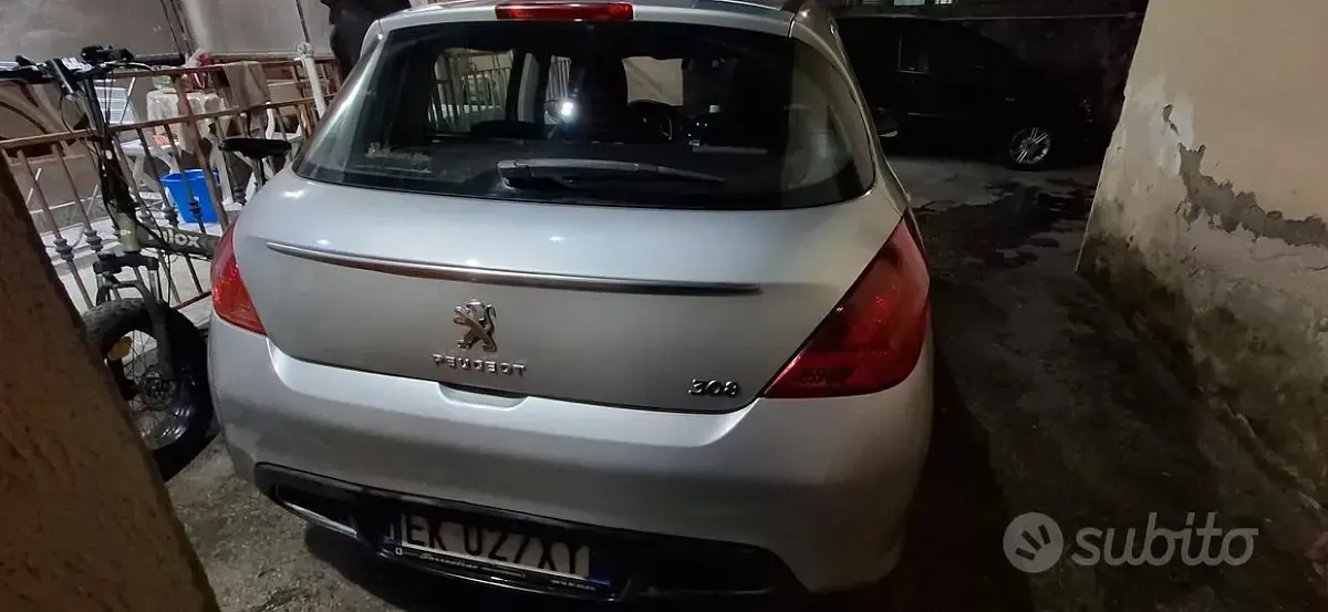 Usata Peugeot 308 92 CV (67 kW) 2012 Grigio Berlina