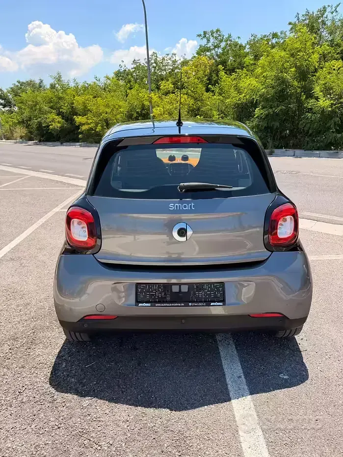 Usata Smart ForFour Passion 71 CV (52 kW) 2016 Grigio Utilitaria