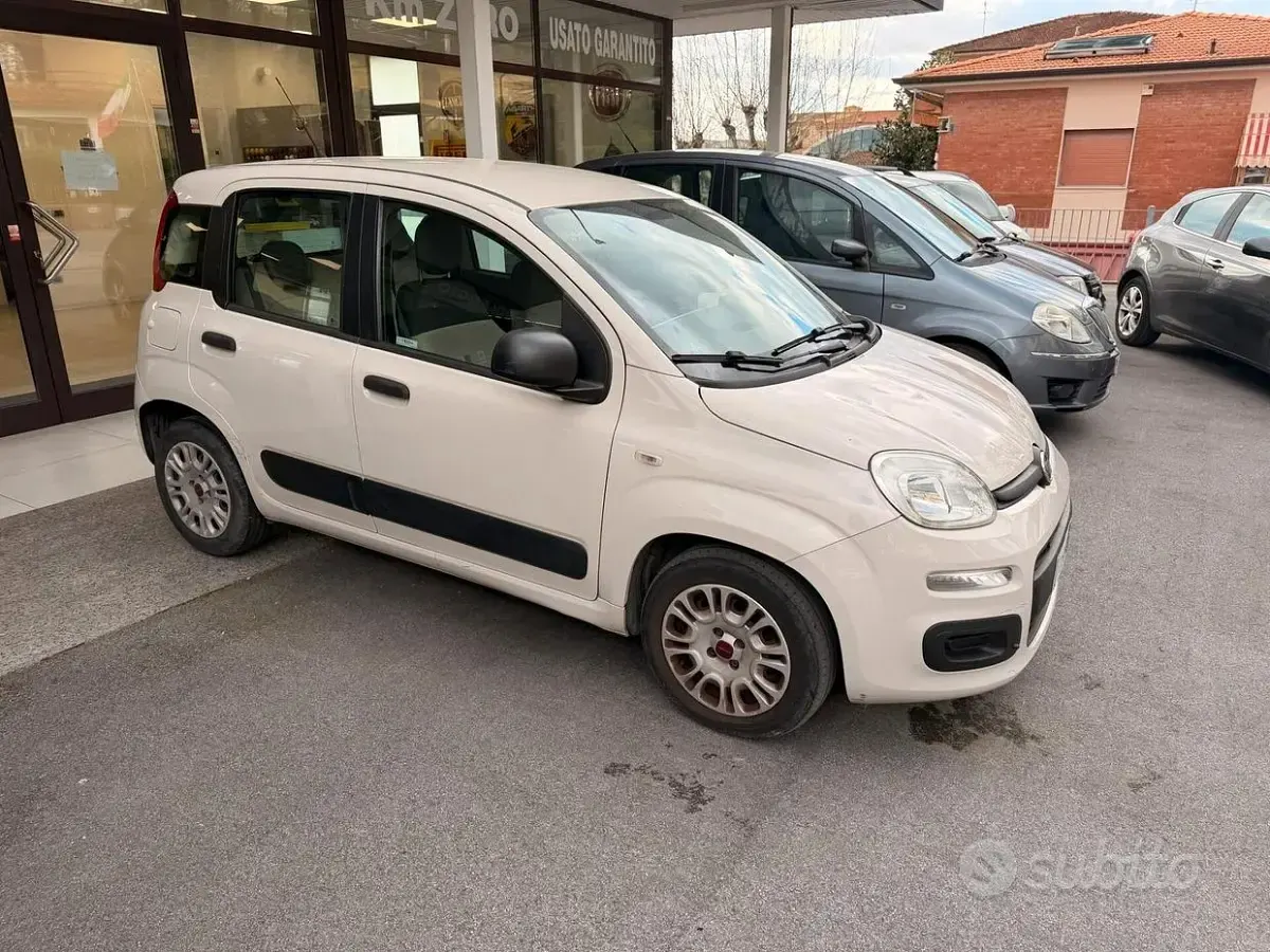 Usata Fiat Panda Easy 69 CV (50 kW) 2016 Bianco Utilitaria
