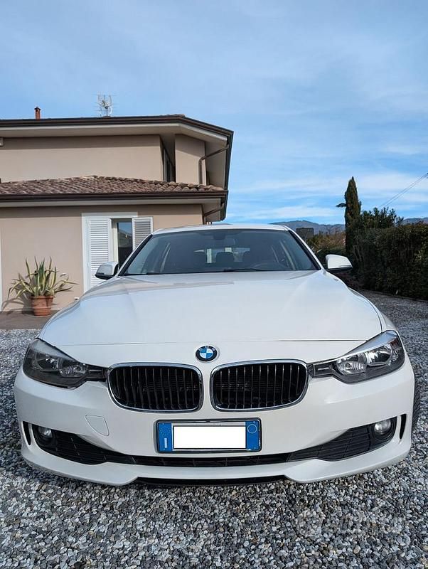 Usata BMW 318 145 CV (106 kW) 2014 Bianco Station wagon
