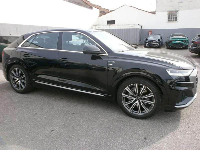 Usata Audi Q8 Sport 286 CV (210 kW) 2022 Nero SUV