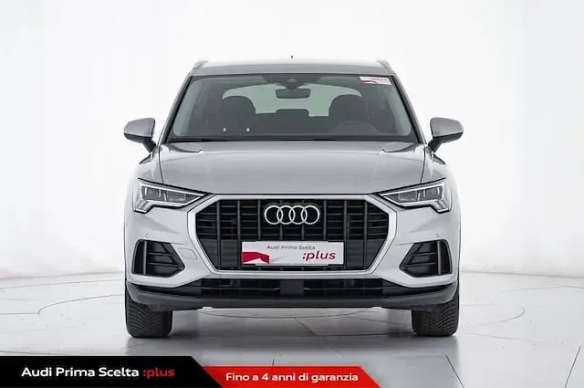 Usata Audi Q3 Business 245 CV (180 kW) 2022 Argento floret SUV