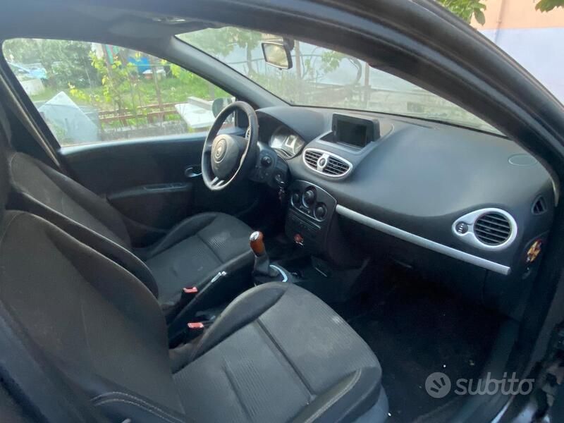 Usata Renault Clio IV 75 CV (55 kW) 2012 Grigio Utilitaria