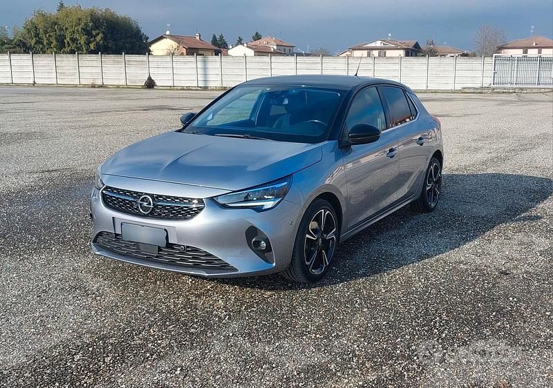 Usata Opel Corsa Elegance 101 CV (74 kW) 2022 Utilitaria