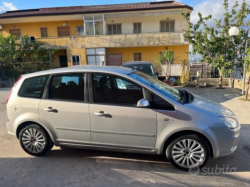 Grigio Usata 2009 Ford C-MAX Monovolume | 2150 € (Ottimo prezzo) - Immagine 1/4