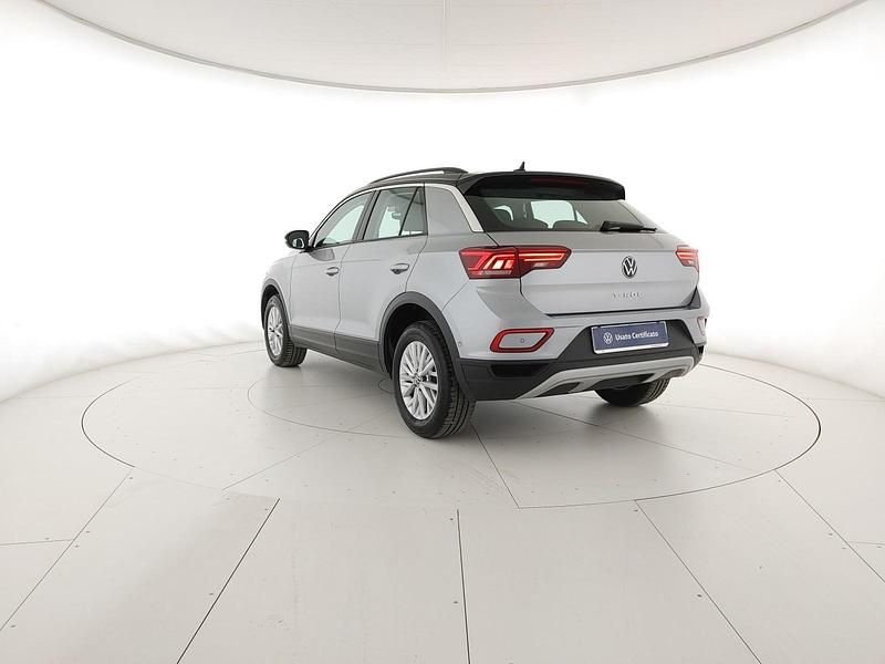 Usata VW T-Roc Life 116 CV (85 kW) 2025 Pyrit silver metallizzato nero SUV