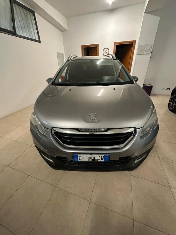 Usata Peugeot 2008 Active 92 CV (67 kW) 2015 Grigio SUV