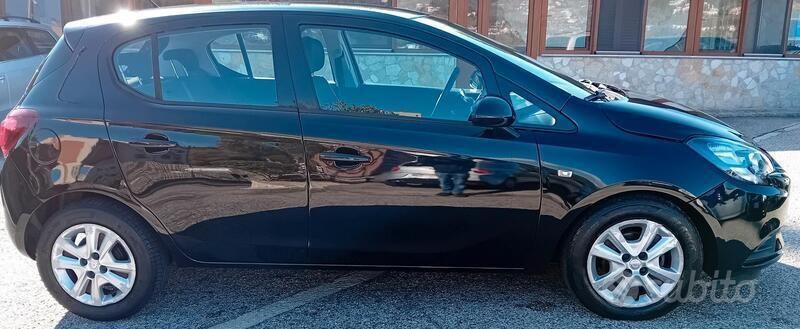 Usata Opel Corsa Cosmo 90 CV (66 kW) 2015 Nero Berlina