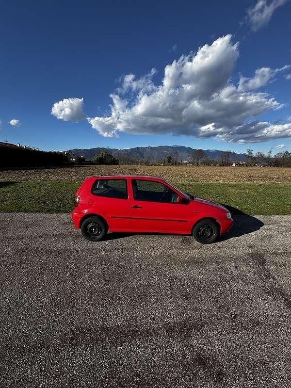 Usata VW Polo 50 CV (36 kW) 1998 Berlina
